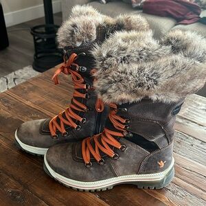 Santana Canada Morelos faux fur lace up winter snow boots 38
